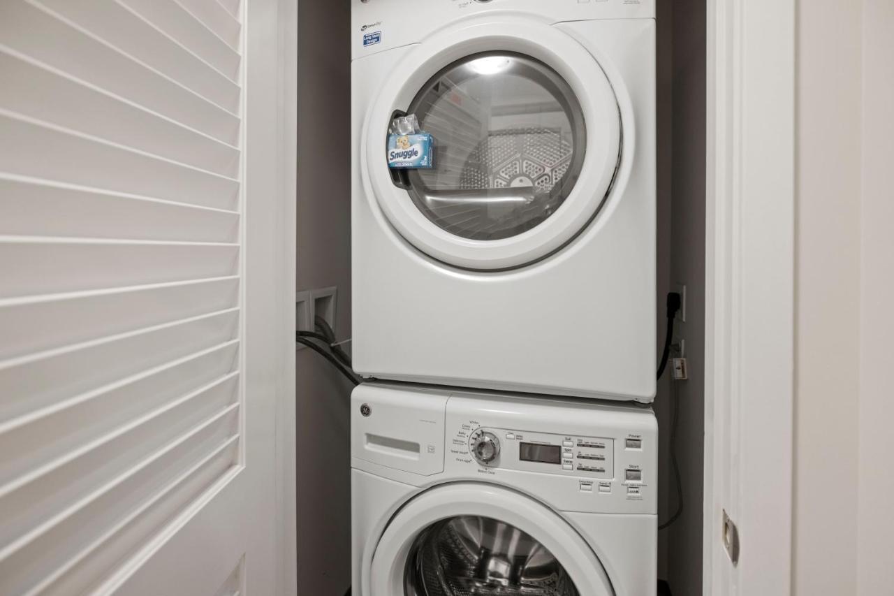 Placemakr Premier Sobro Нашвілл Екстер'єр фото A stackable washer and dryer