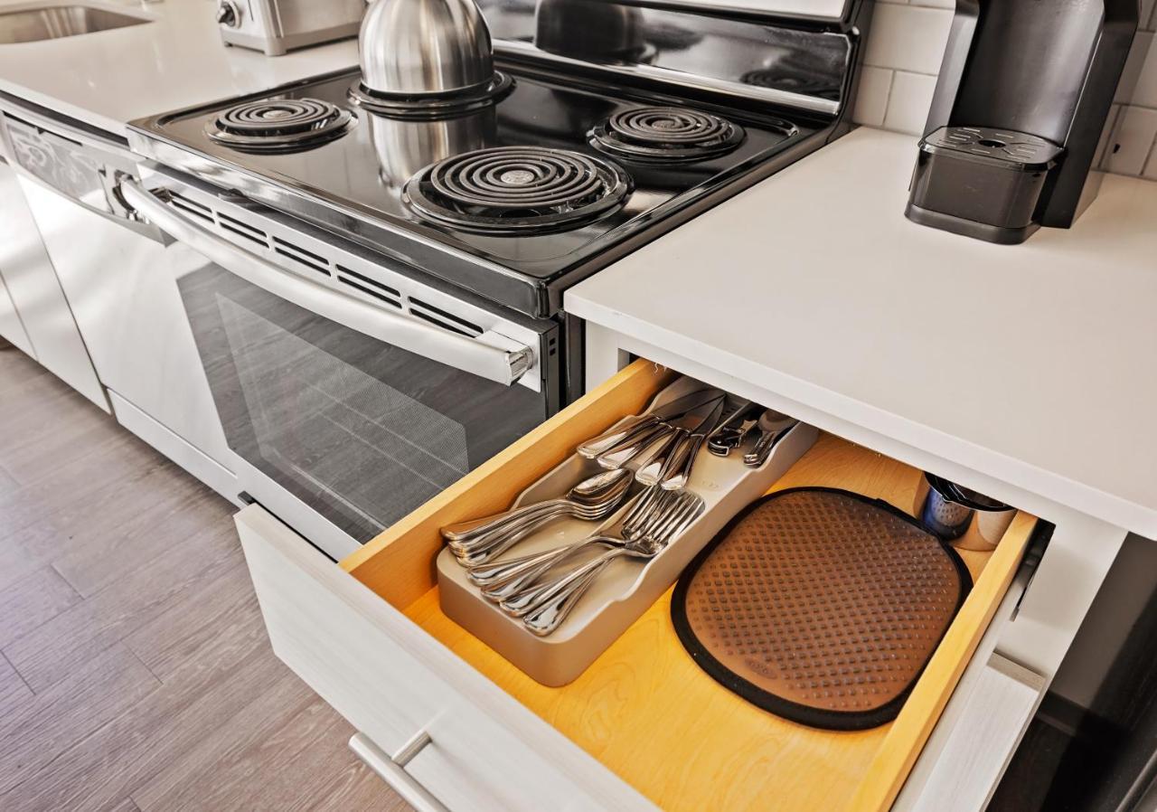 Placemakr Premier Sobro Нашвілл Екстер'єр фото A kitchen drawer