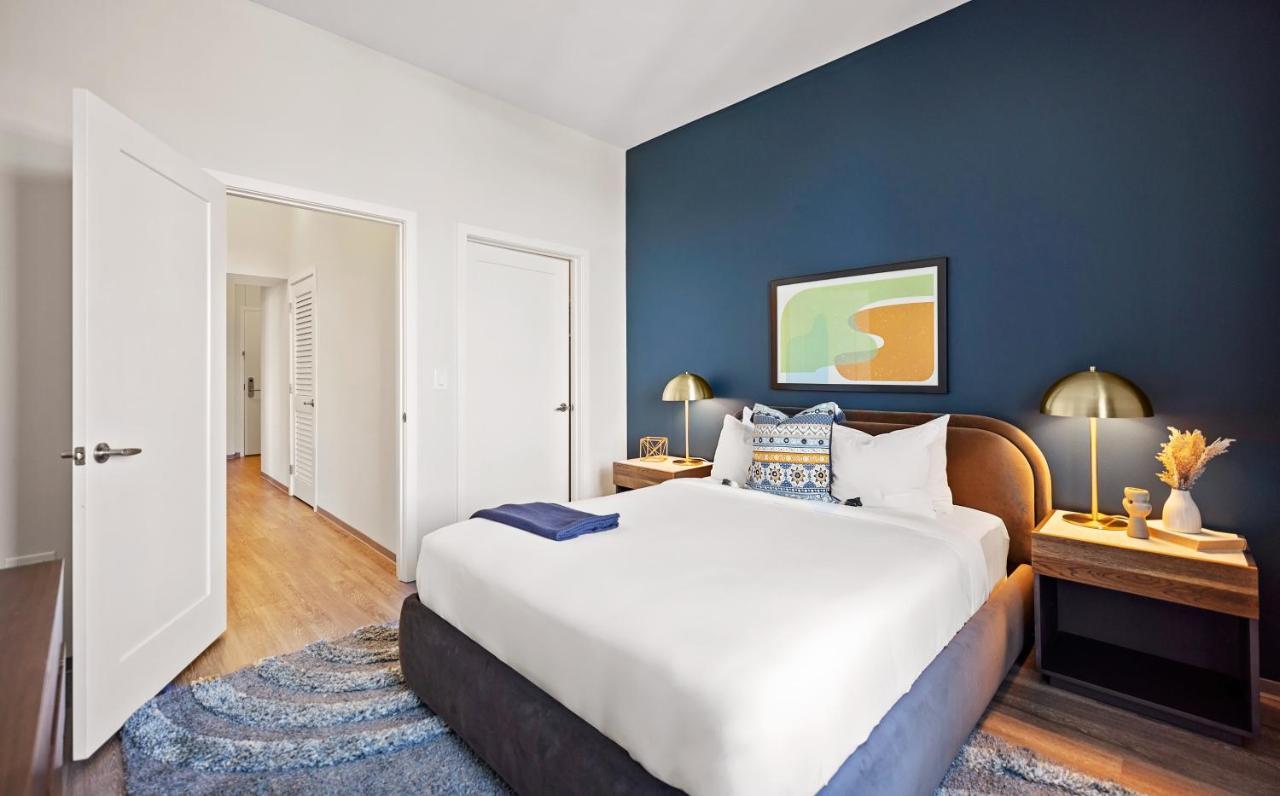 Placemakr Premier Sobro Нашвілл Екстер'єр фото A bedroom at the Hotel