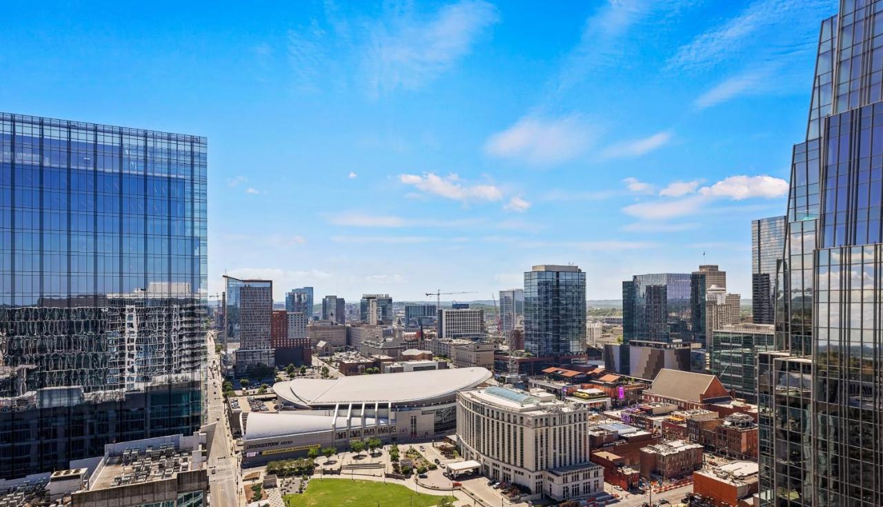 Placemakr Premier Sobro Нашвілл Екстер'єр фото View of the West End from the 2018-completed residential tower