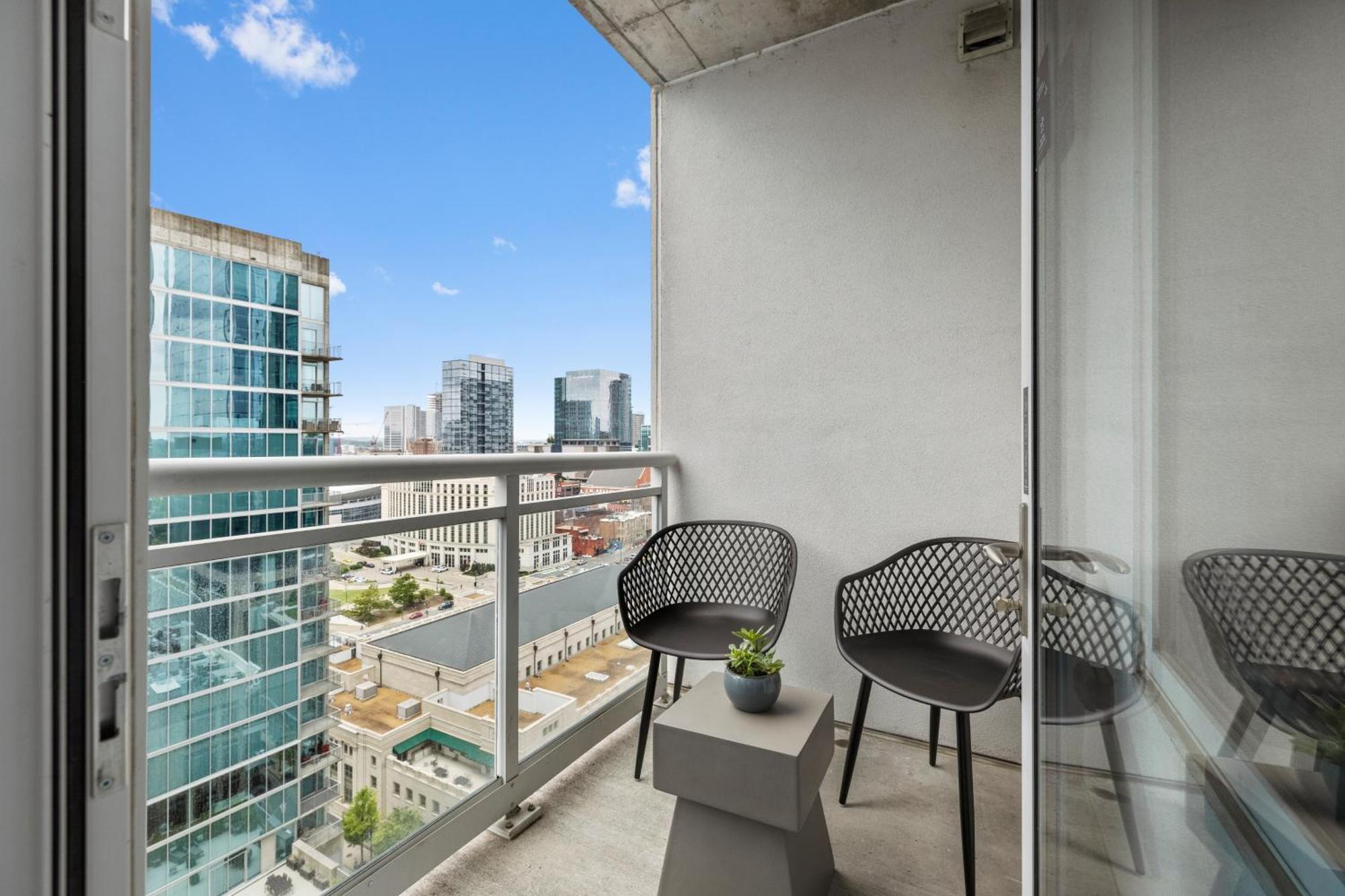 Placemakr Premier Sobro Нашвілл Екстер'єр фото Balcony